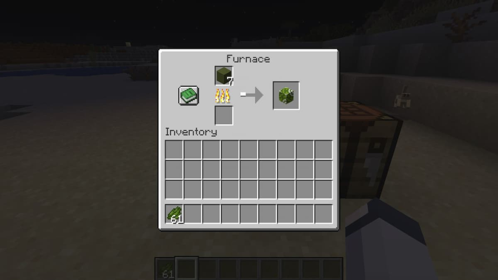 Smelting green terracotta to make green glazed terracotta.