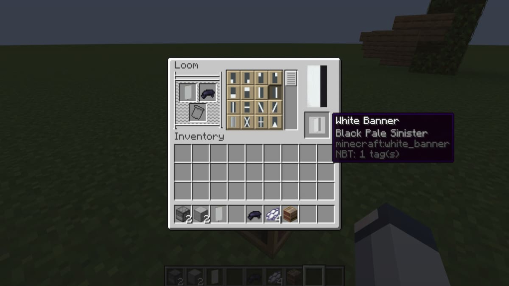 The first pattern added to a banner for making a fridge door design in Minecraft.