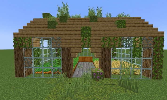 An overgrown greenhouse Minecraft design.